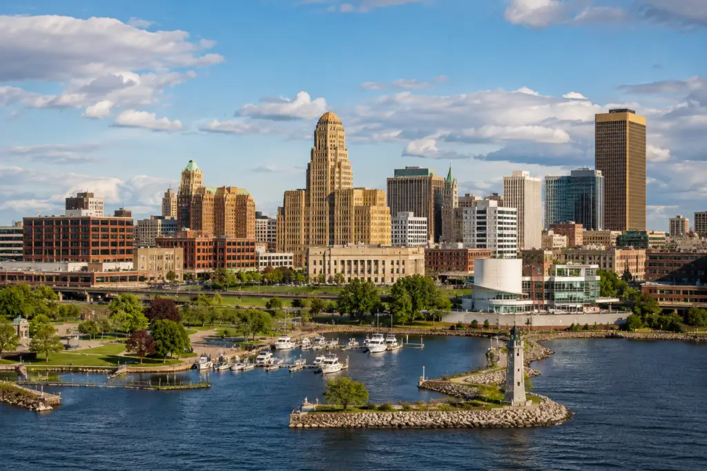 Professional QuickBooks Online bookkeeper providing expert accounting and bookkeeping services for small businesses in Buffalo, New York.