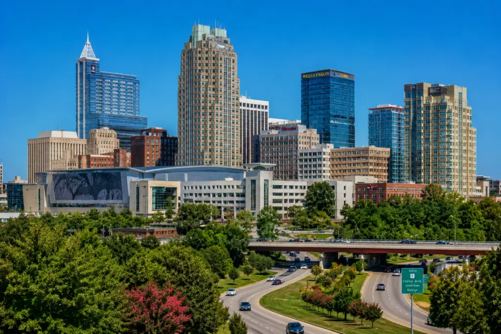 Professional QuickBooks Online bookkeeper providing expert accounting and bookkeeping services for small businesses in Raleigh, North Carolina.